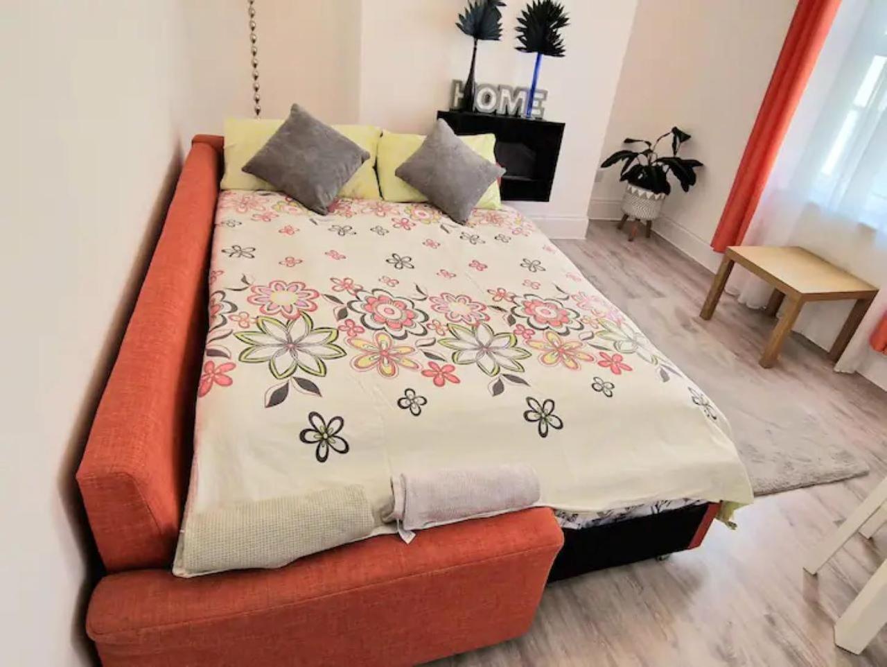 Castle View 2 Bedroom Apartment In Town Centre Hastings Exterior photo